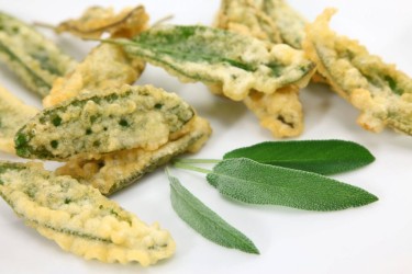 La cucina di Ondina - Salvia fritta in pastella