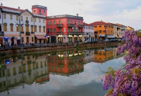 Parole in viaggio: una poetessa di Eboli si innamora di Adria